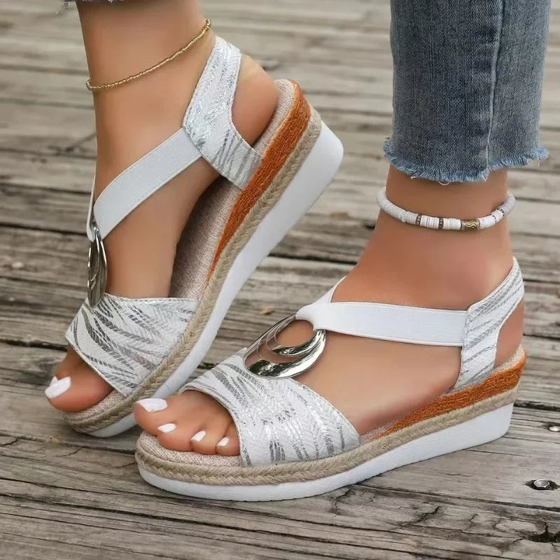 Comfort Sandals With Optimal Support